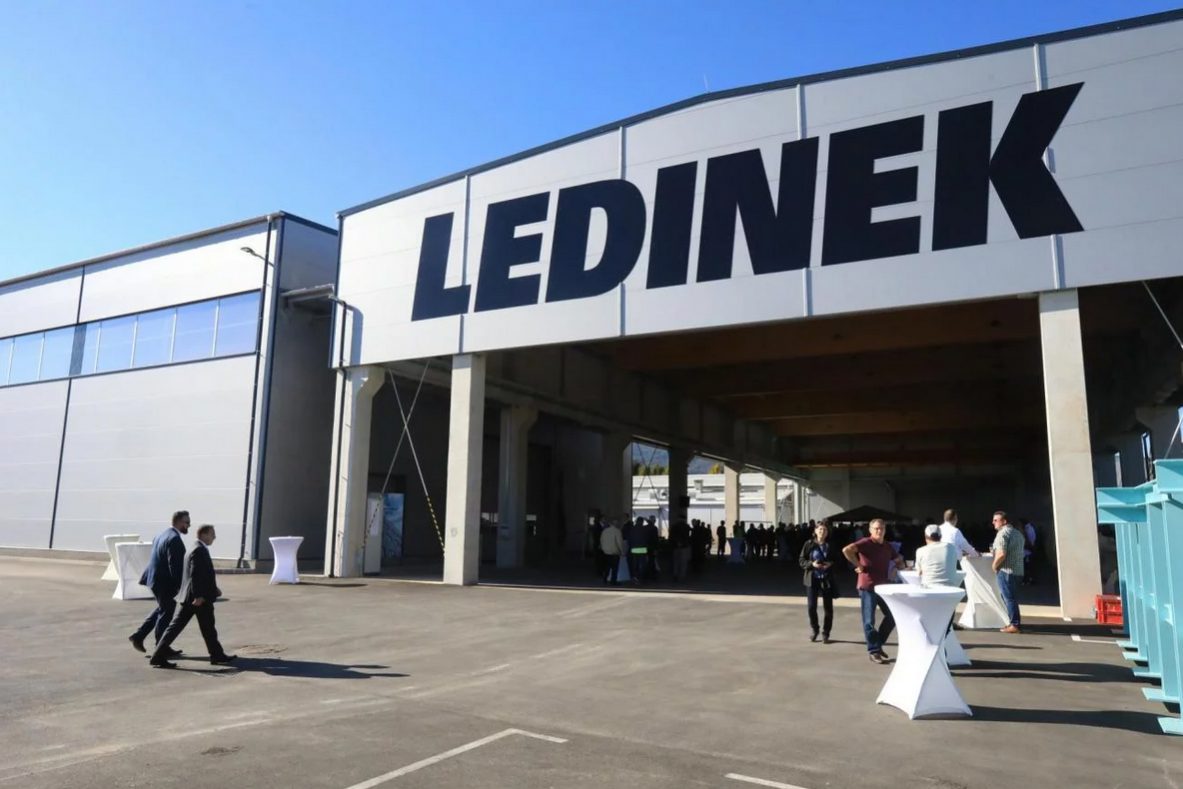 Ledinek